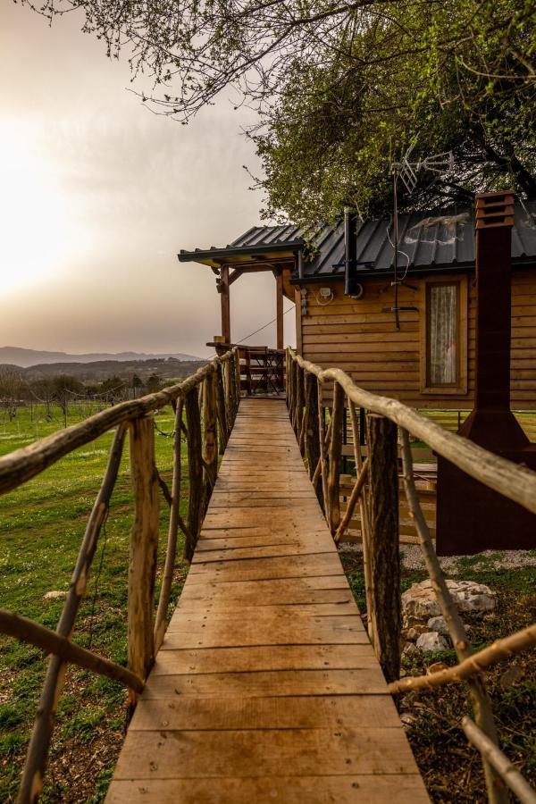 The Treevilla Ioannina Bagian luar foto